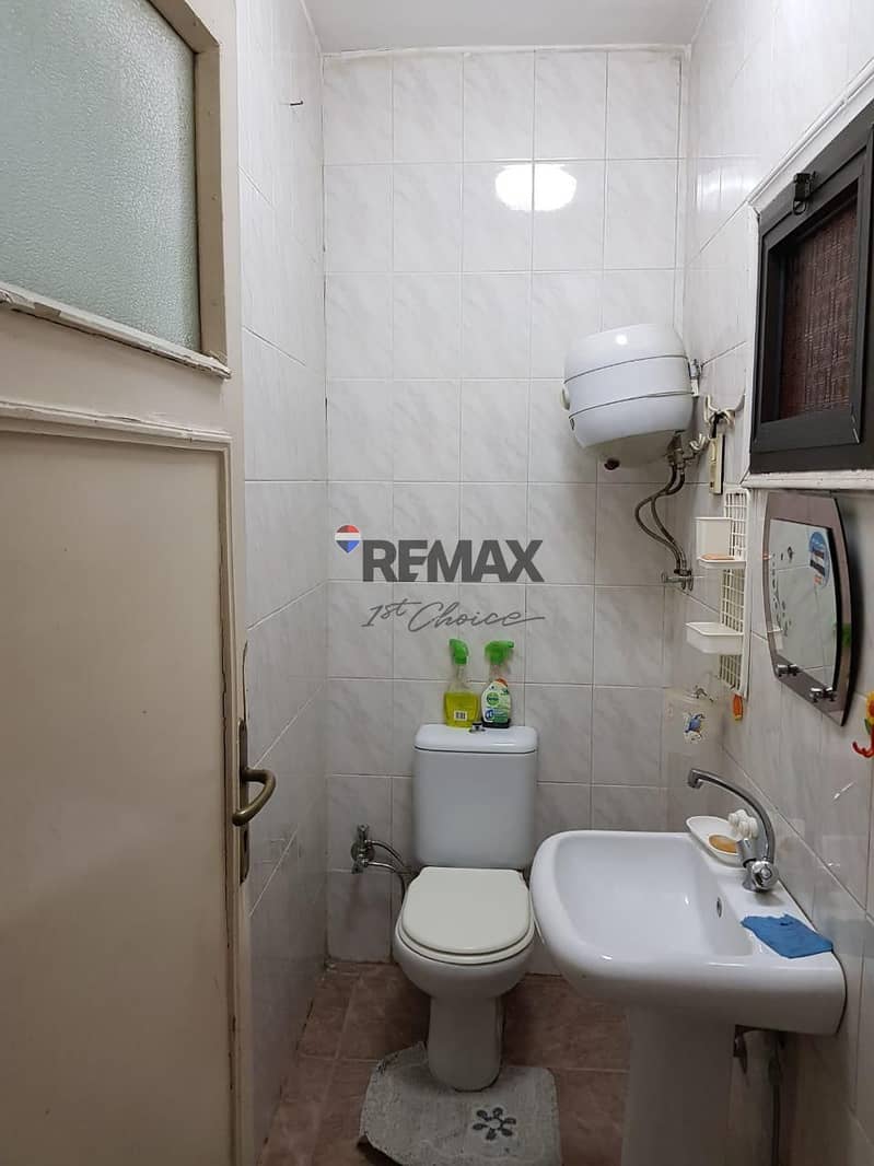 9 bde08dae-0bb7-43d0-b475-086f344b5eb6. jpg