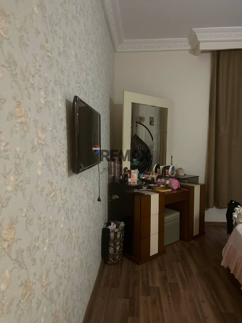 14 ce96a02c-5738-4578-871a-a8f37e3dc094. jpg