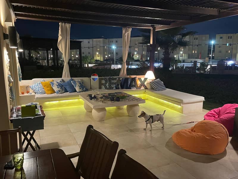 2 a13ca6af-f1ea-45b4-96f9-d4ce8bdabfe8. jpg