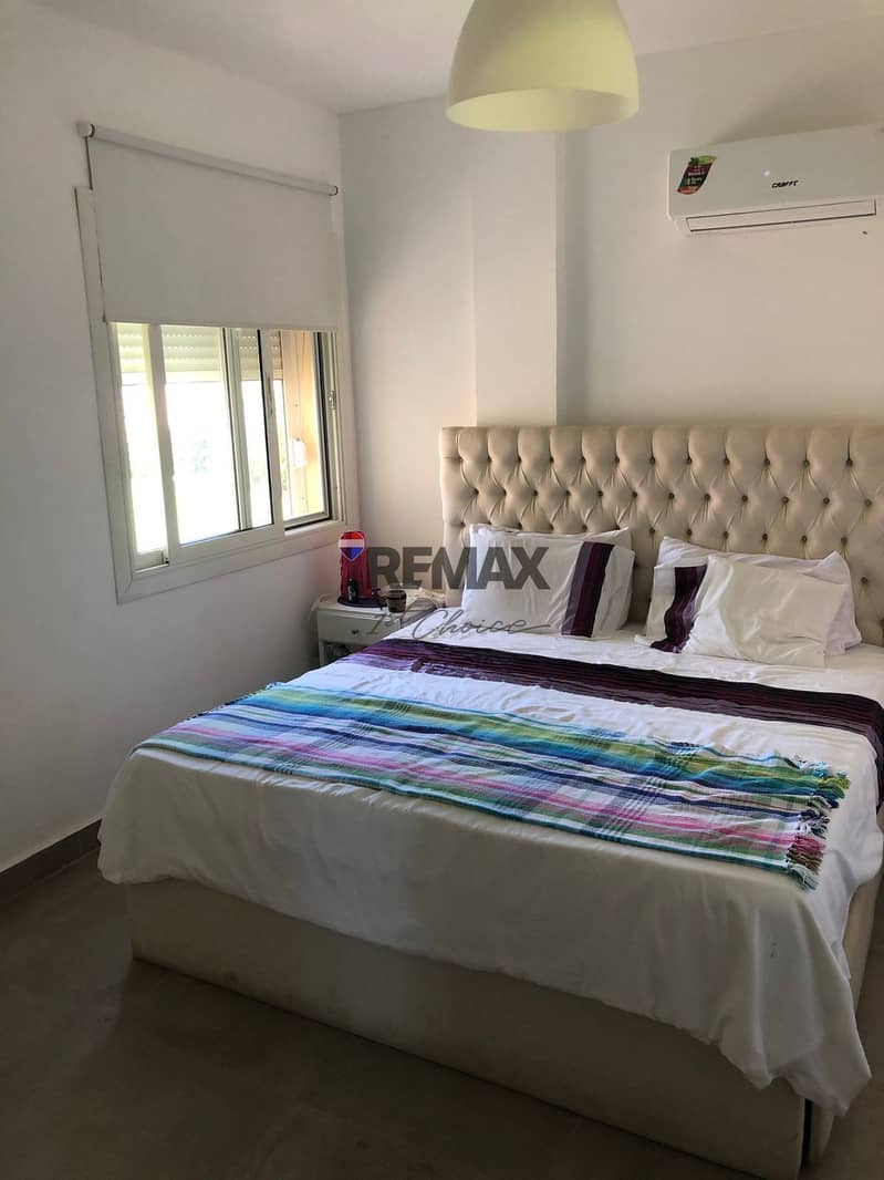 16 bd88283a-f435-4bf1-aafb-1ad6a646ffc9. jpg