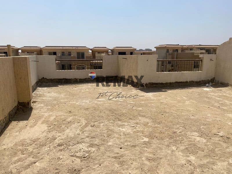 10 de85bfab-c176-4dab-893b-8e040ce38f54. jpg