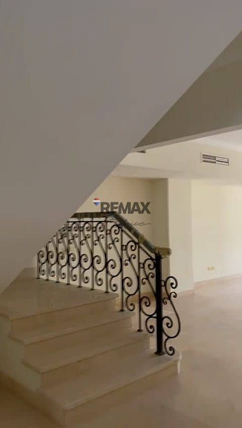 3 9e737fd0-17e0-4789-93b5-42b91407d855. jpg