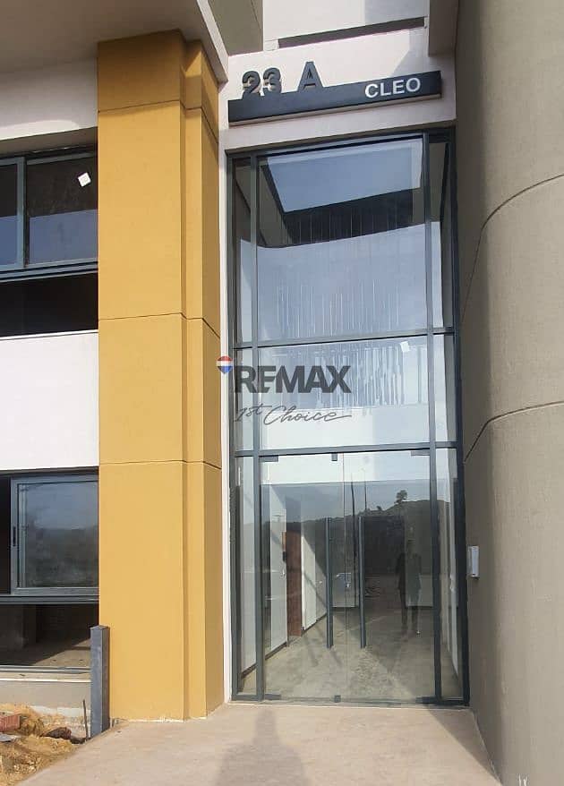 8 216c451d-9796-4672-9dd4-9e5e72d24086. jpg