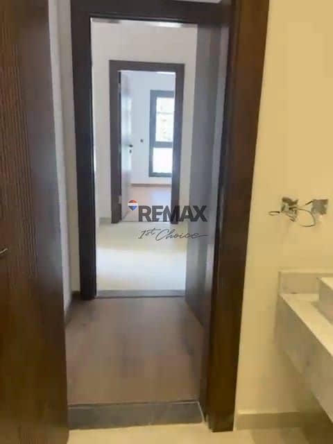 14 ae1438a6-f1b4-4e67-ab2d-14bf45634a01. jpg