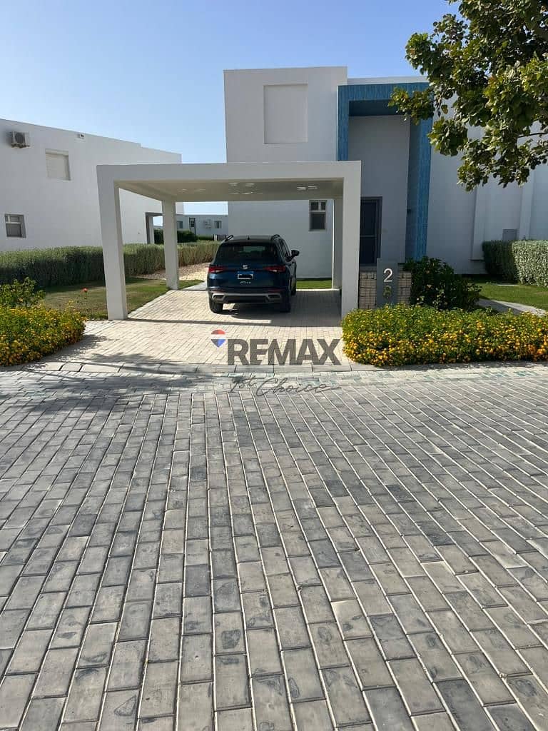 3 aac31e0f-16b6-41b9-8814-ceb29f202fc2. jpg