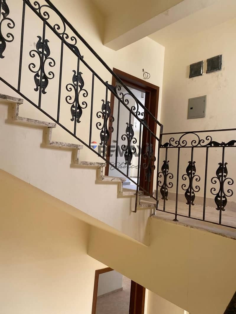 10 bf8b7acd-1f67-4771-bd77-0baab5e678fb. jpg