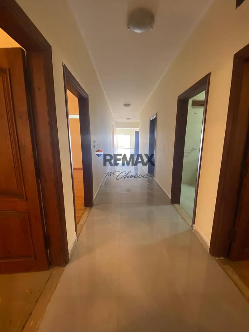 12 d0d10348-02ed-4336-b52e-f5ee9b81dfed. jpg