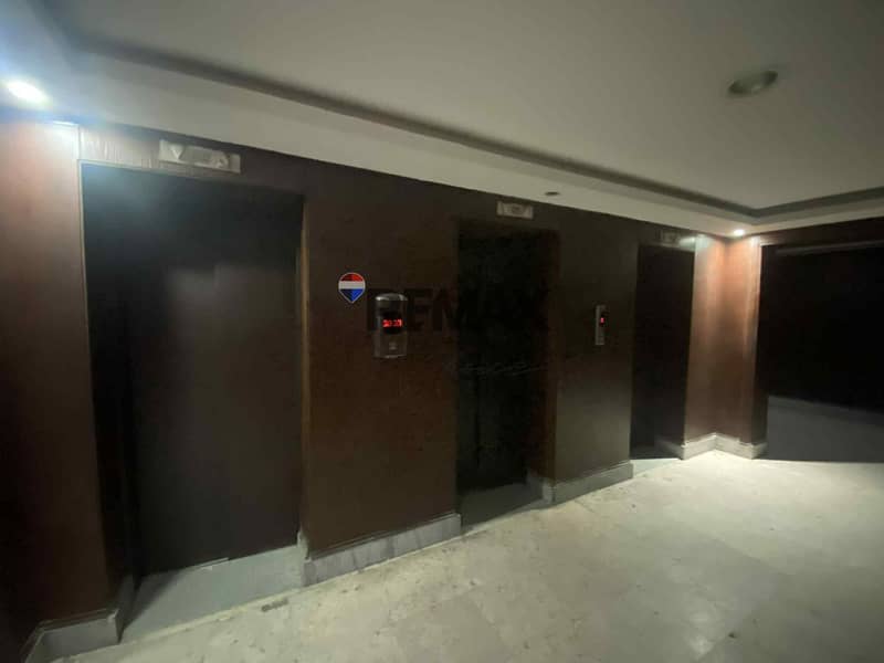 2 884bda0a-294f-4b88-b1de-67ca91e228e0. jpg