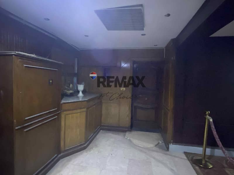 3 155f77c9-1c26-483e-ae1c-3205750b3628. jpg