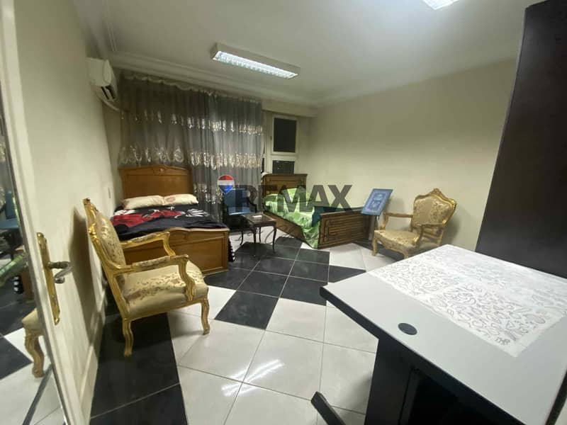 5 fe6d81f2-9537-44c7-85ed-454d471670eb. jpg