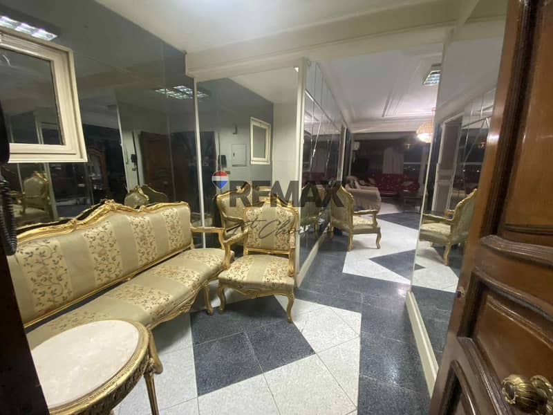 6 741fa66a-7f57-49d8-92a4-503d9b23b472. jpg