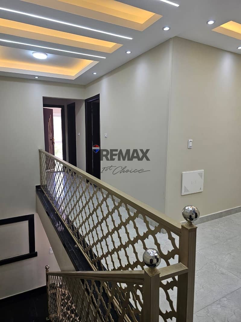 13 3ff00c96-9a47-4824-a676-f0539cb981e7. jpg