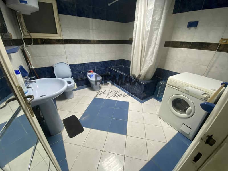 12 72a7a606-523a-4a31-8def-2add3d184dbc. jpg