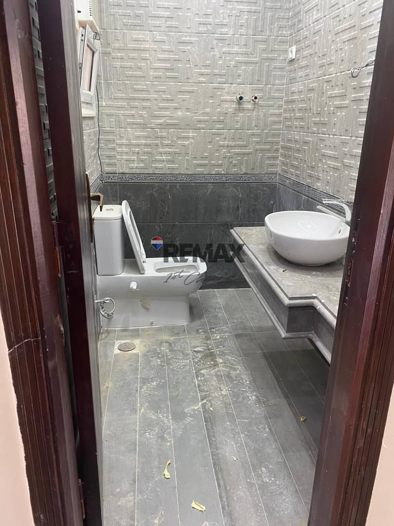 29 6b12a6c6-c321-457a-a022-7b201f186a8c. jpg