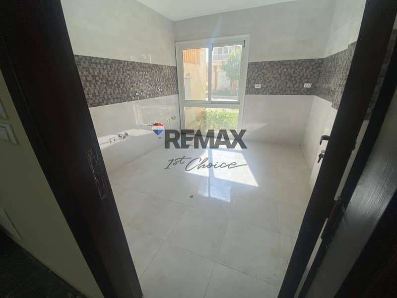 35 d1a162a3-b059-4c90-b221-cf2ae900367a. jpg