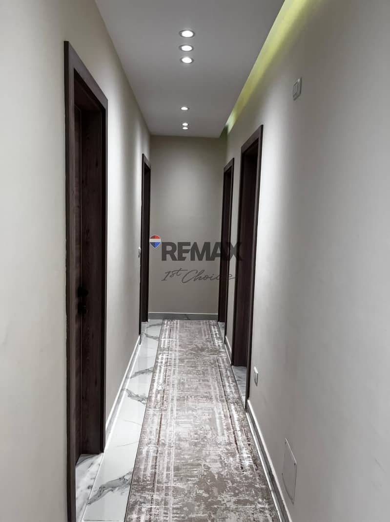 4 22f5a955-1110-4d63-9b6b-4d8559073834. jpg