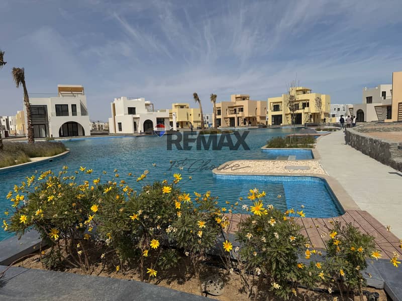 2 d058f4ec-a52a-4e99-8f7e-9bfc98a2d936. jpg