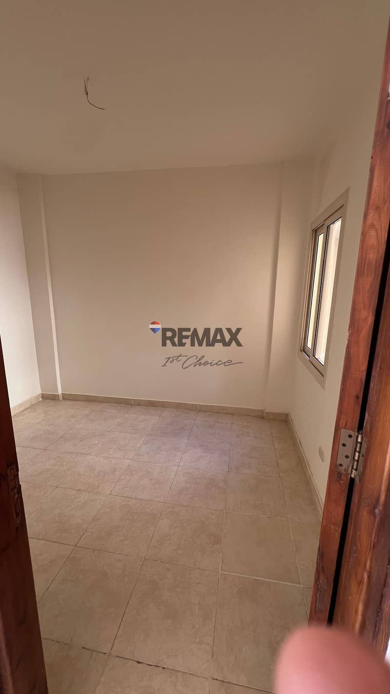 6 a74132f4-2d61-4612-89b7-c302ac1ddfc2. jpg