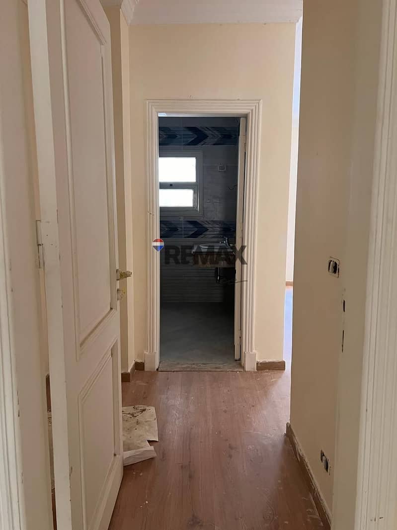 10 273b0179-3282-4860-86c1-541168a2115e. jpg