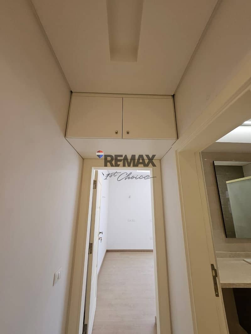 7 1b53839c-22e7-4876-8827-584e1bf4972a. jpg