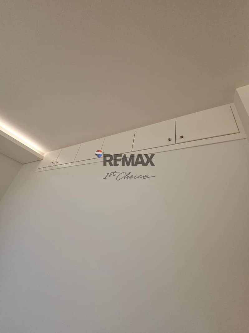 11 199b41d7-627a-4fd7-b664-b15e658f8a6f. jpg