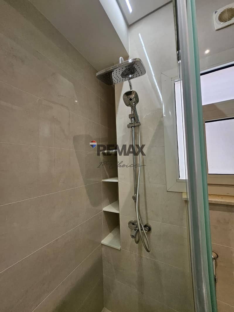 16 69b011ff-dffc-4f57-89f9-20f82772ef02. jpg