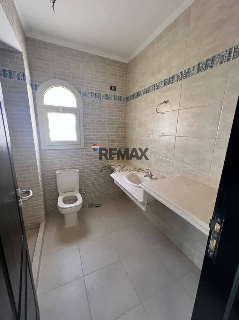 20 d0108ca4-4f60-4d72-97fb-4bba4b341465. jpg