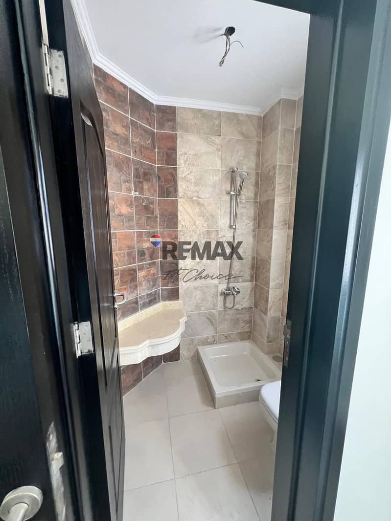 21 f1965c38-4c20-45dd-8f47-0242ecb97c26. jpg