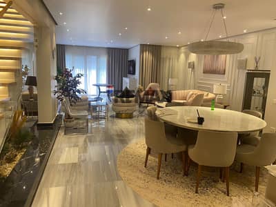 اي فيلا 3 غرف نوم للايجار في القاهرة الجديدة، القاهرة - WhatsApp Image 2025-08-13 at 11.24. 22 PM (2). jpeg