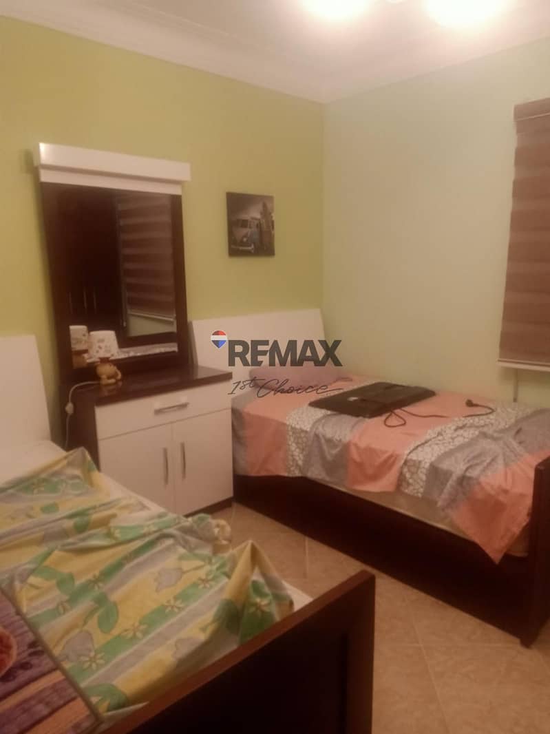 22 b2f511c2-a543-46a4-af26-0968a0ab7ddf. jpg