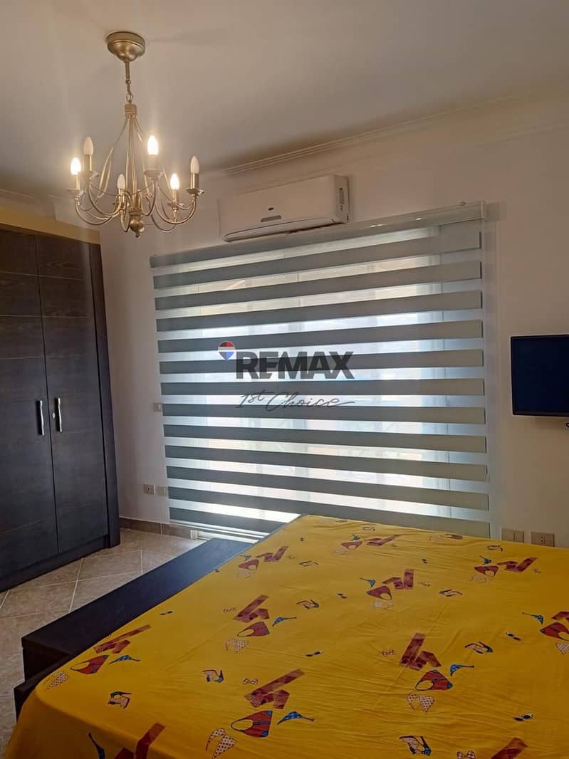 24 ad8a624a-9f79-474e-a8ad-f71eb5e73b99. jpg