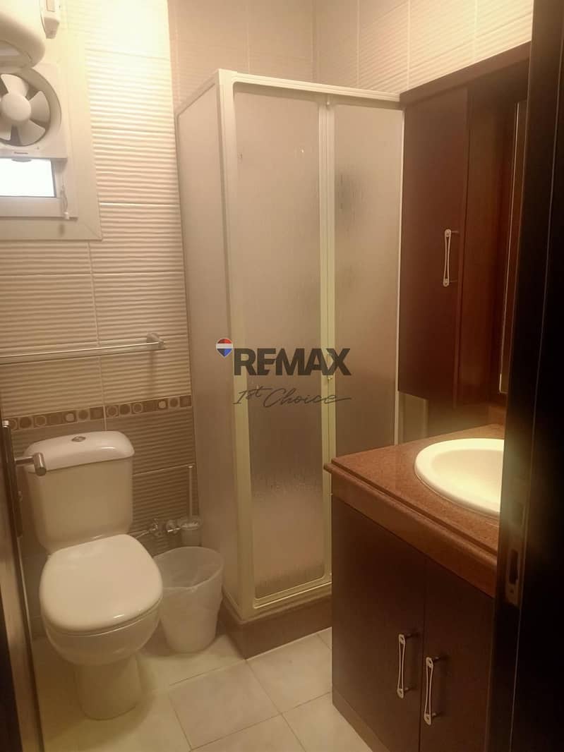 31 f2ea788a-c5b5-49b3-b178-46c77e6962b7. jpg