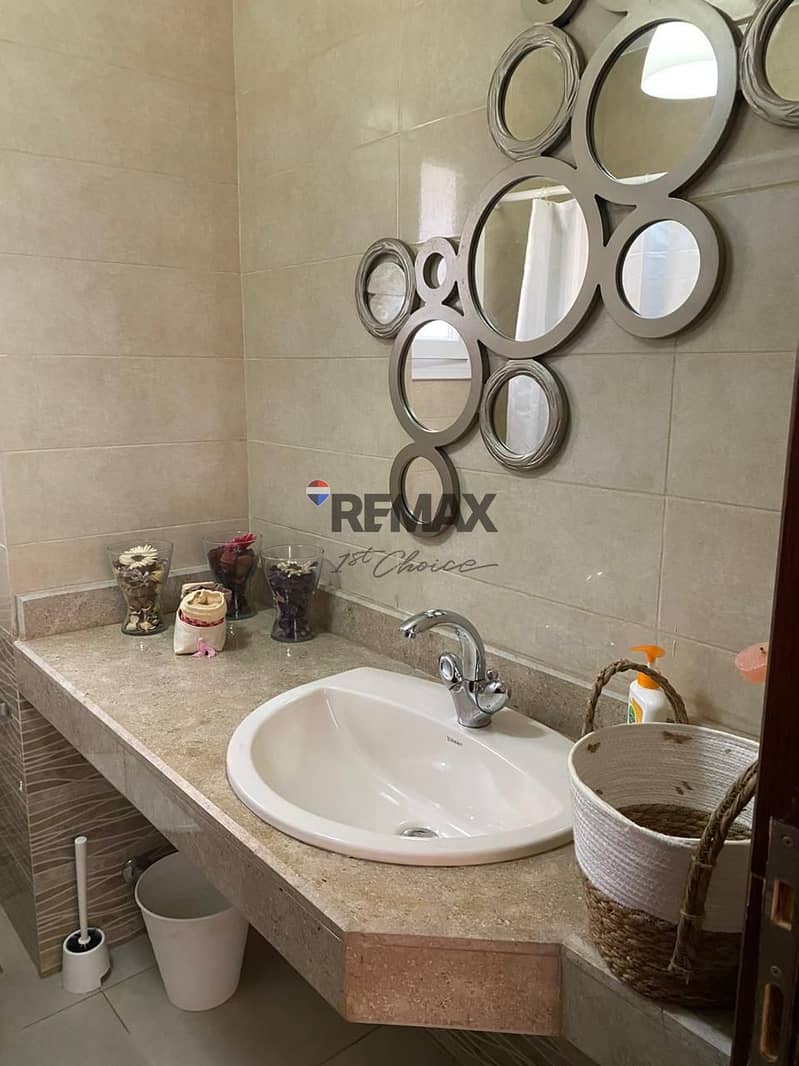 12 WhatsApp Image 2025-10-12 at 11.22. 32 (3). jpeg