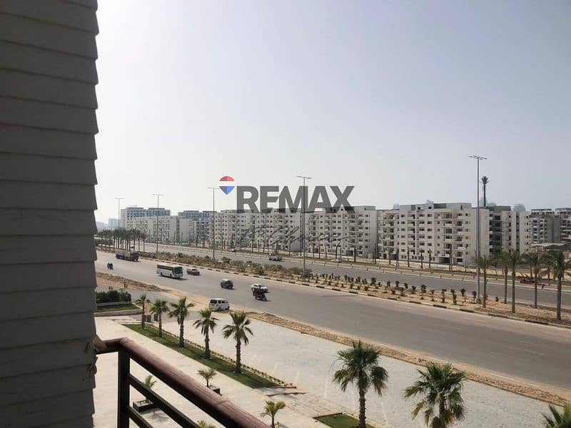 5 6e12a883-07e1-4217-a9ff-9f9ece88fcad. jpg