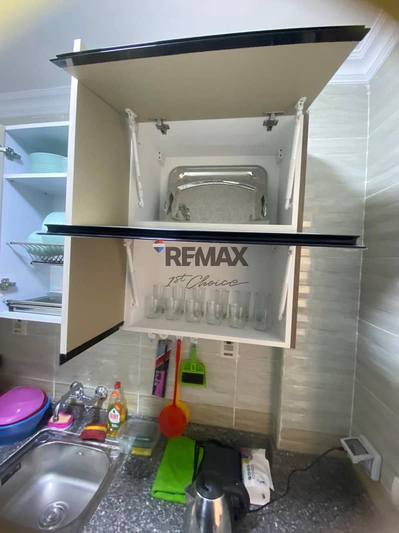 13 e6bf2744-b591-4325-9105-a45e762f46f8. jpg