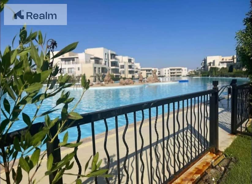 10 e420c7b3-0ca7-40ed-b13e-1633172b2bfc. jpg