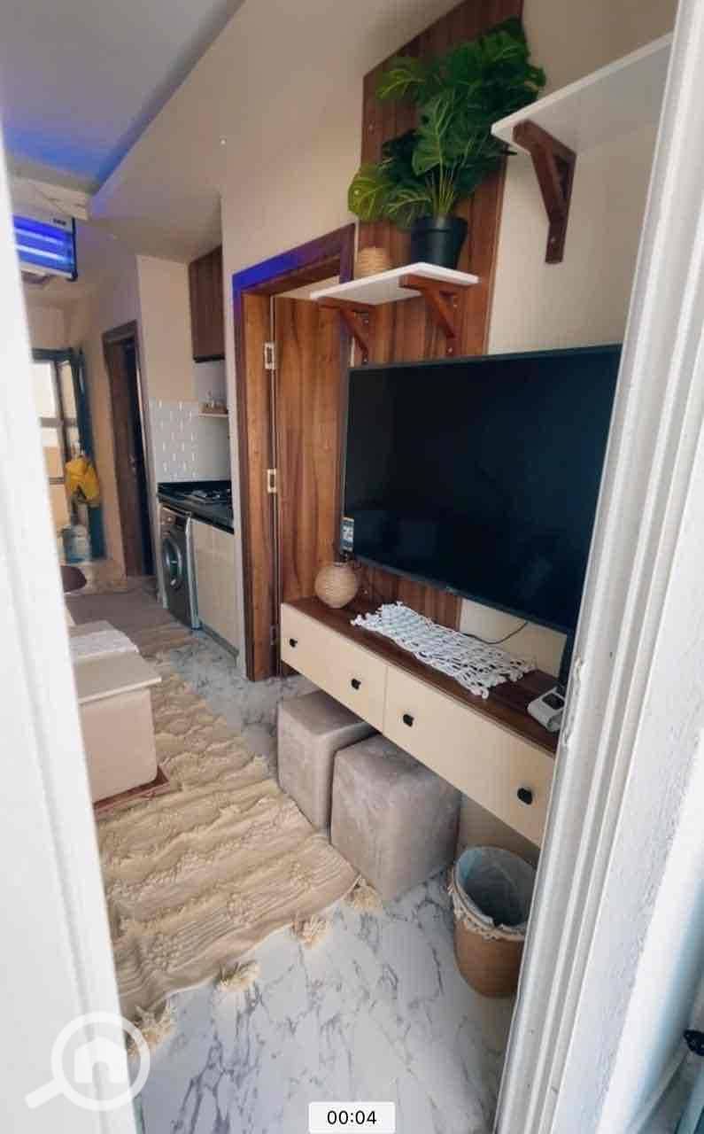 11 8f24afd8-ef88-4f38-92e3-e2b3ac014866. jpg