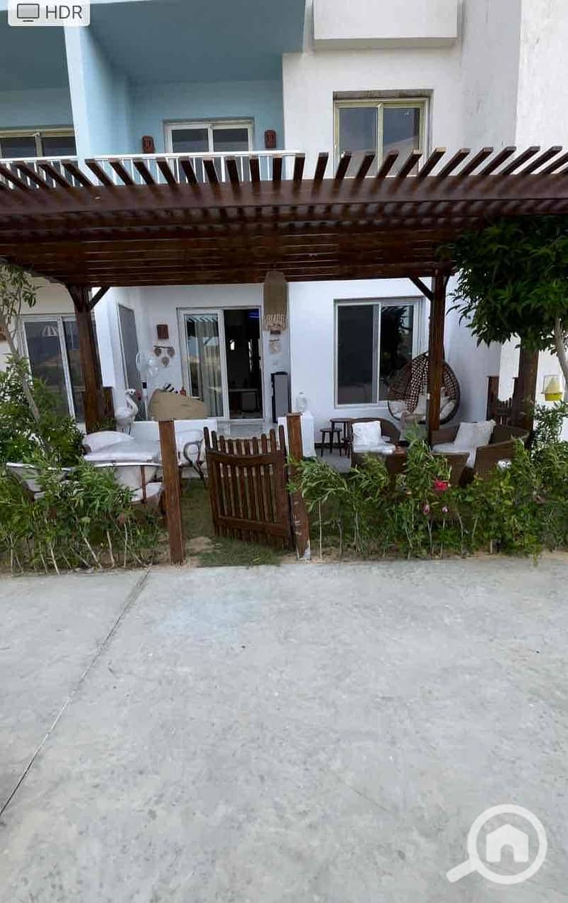 12 c6a68f48-dc06-4132-9413-ebfd6a35be42. jpg