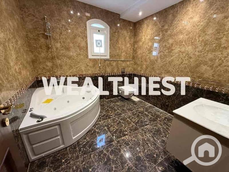 16 13ae2b3d-f5d1-4ff8-a638-8bbcf8877576. jpg