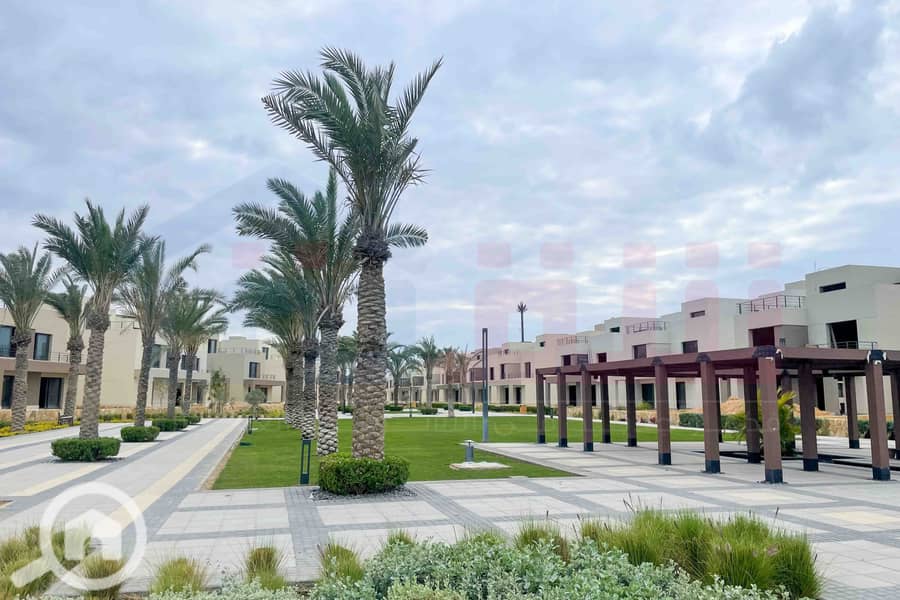 11 WhatsApp Image 2025-11-20 at 14.35. 00_23a43952. jpg