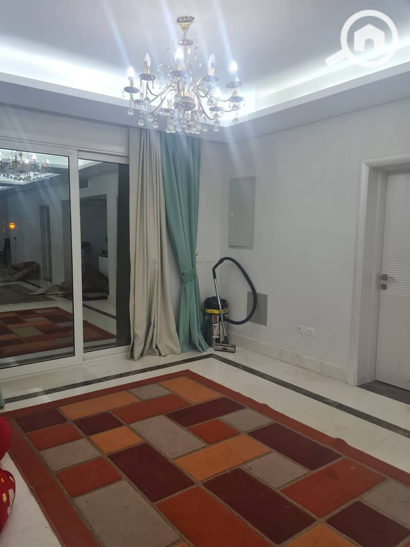 11 eba1eb38-4ad6-4c17-9f25-5d2e05520bd8. jpeg