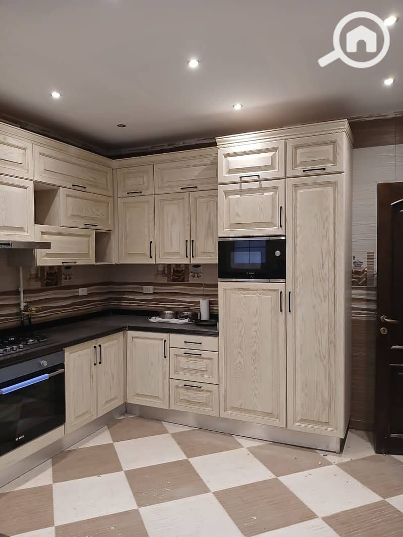 4 8d28203f-0b74-4ef2-9b15-447e293107a9. jpg