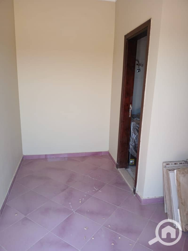 7 844e0694-8747-40b1-b618-6a1ef79beac3. jpg