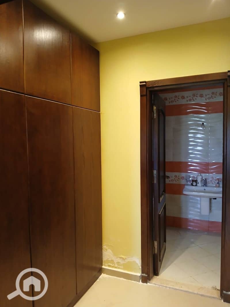 11 612bfb53-61f4-4891-a323-a4c30655f8c2. jpg