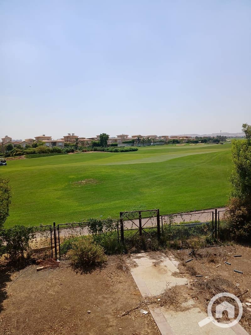 17 132a9208-5dde-40ef-9c15-6e2b59ed6d95. jpg