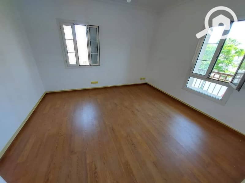 7 e271c386-31d1-4e28-bcff-96ad985648e2. jpg