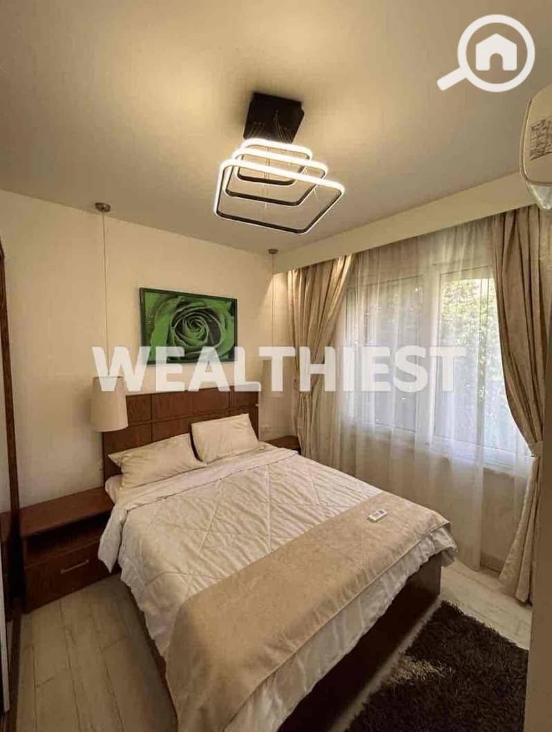 10 514745b9-bb08-4e82-83e4-a22944967b8b. jpg