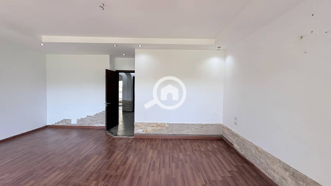 14 7a97499d-a263-43c4-88c4-5c32e6278751. jpg