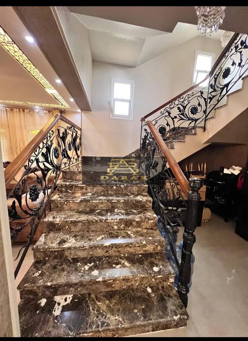 4 WhatsApp Image 2025-10-01 at 16.54. 48_d2b123a5. jpg