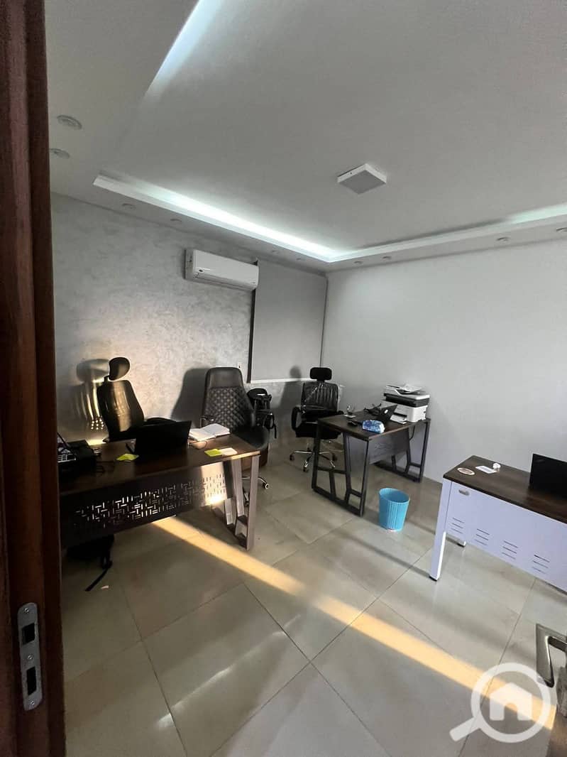 7 WhatsApp Image 2025-11-21 at 4.37. 34 PM. jpeg